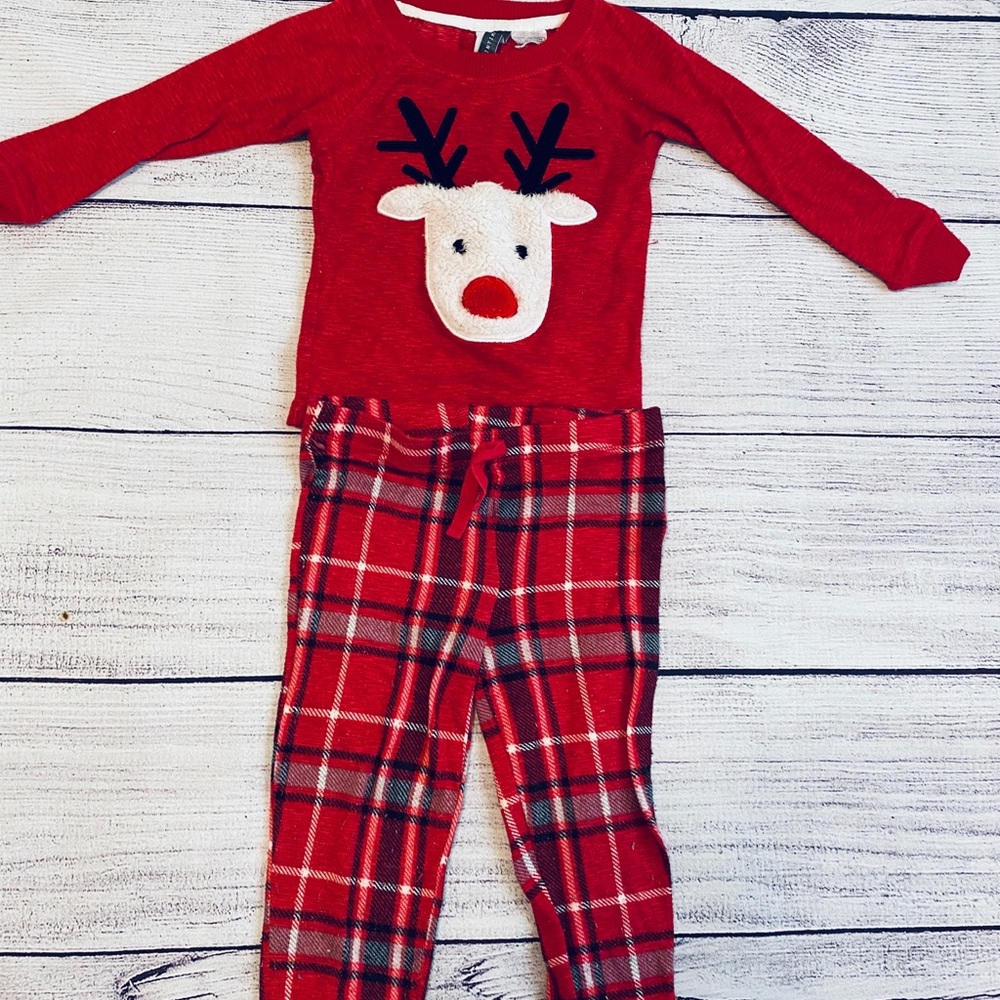 Reindeer soft pajamas
